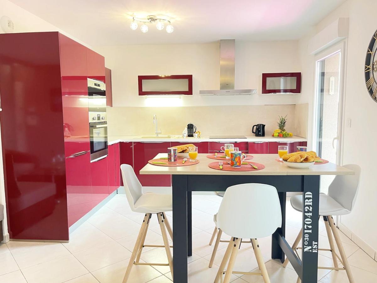 Tres Bel Appartement -Residence Avec Piscine Sur Le Toit Et Vue Panoramique Сен-Рафаель Екстер'єр фото